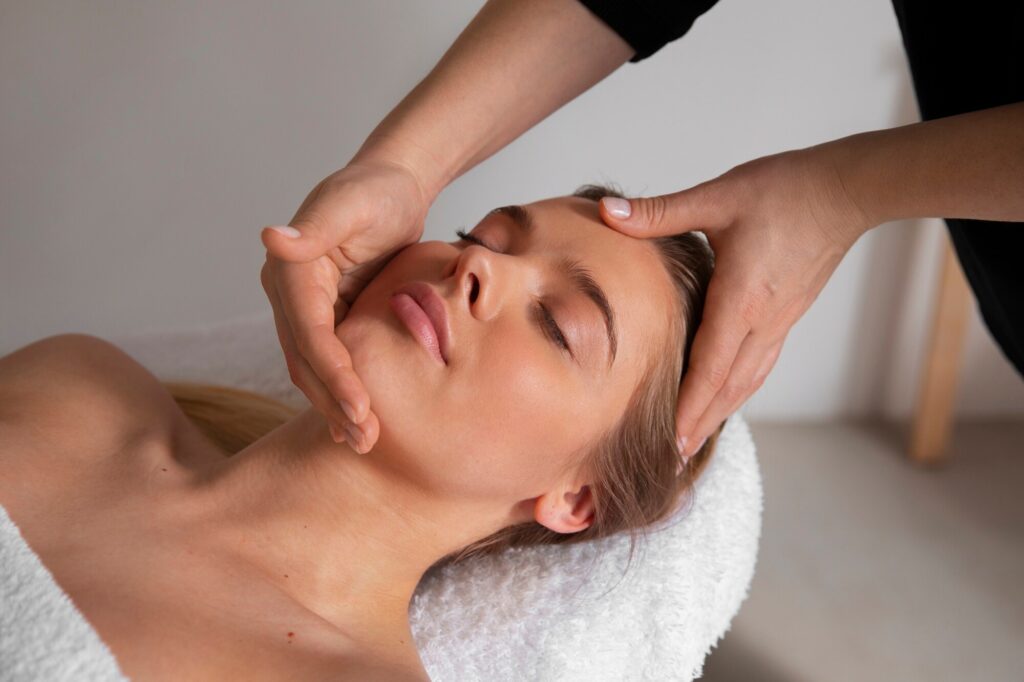 How facial massage can benefit you